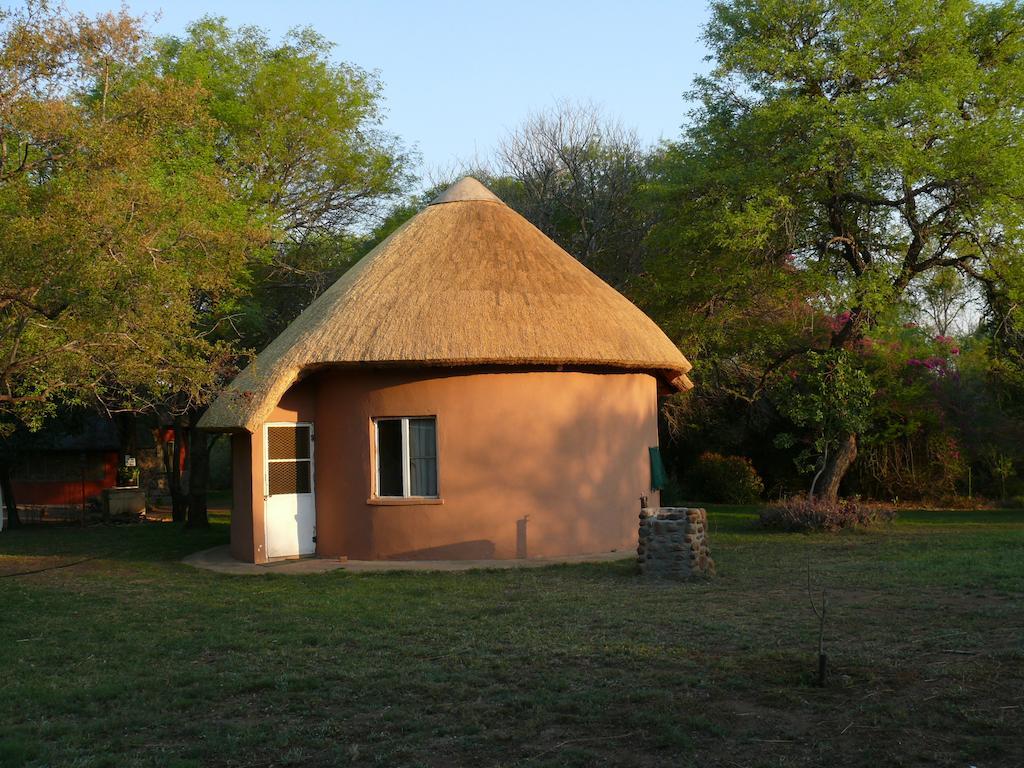 Amanzimlotzi Riverside Bush Camp Hoedspruit Phòng bức ảnh
