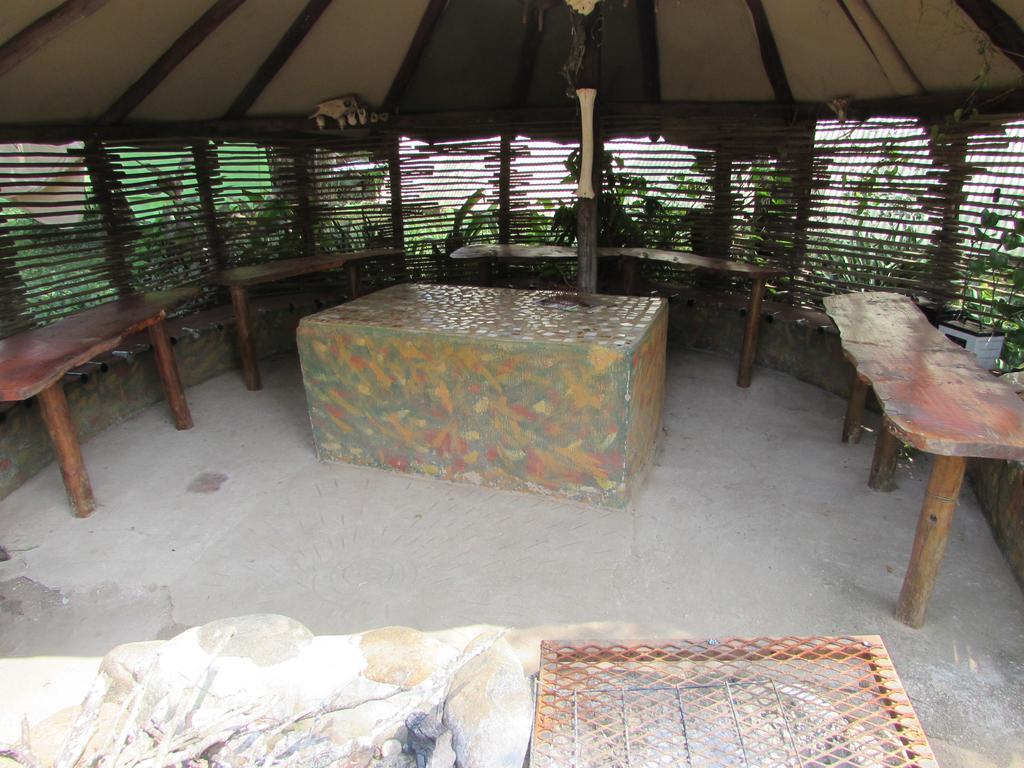 Amanzimlotzi Riverside Bush Camp Hoedspruit Ngoại thất bức ảnh